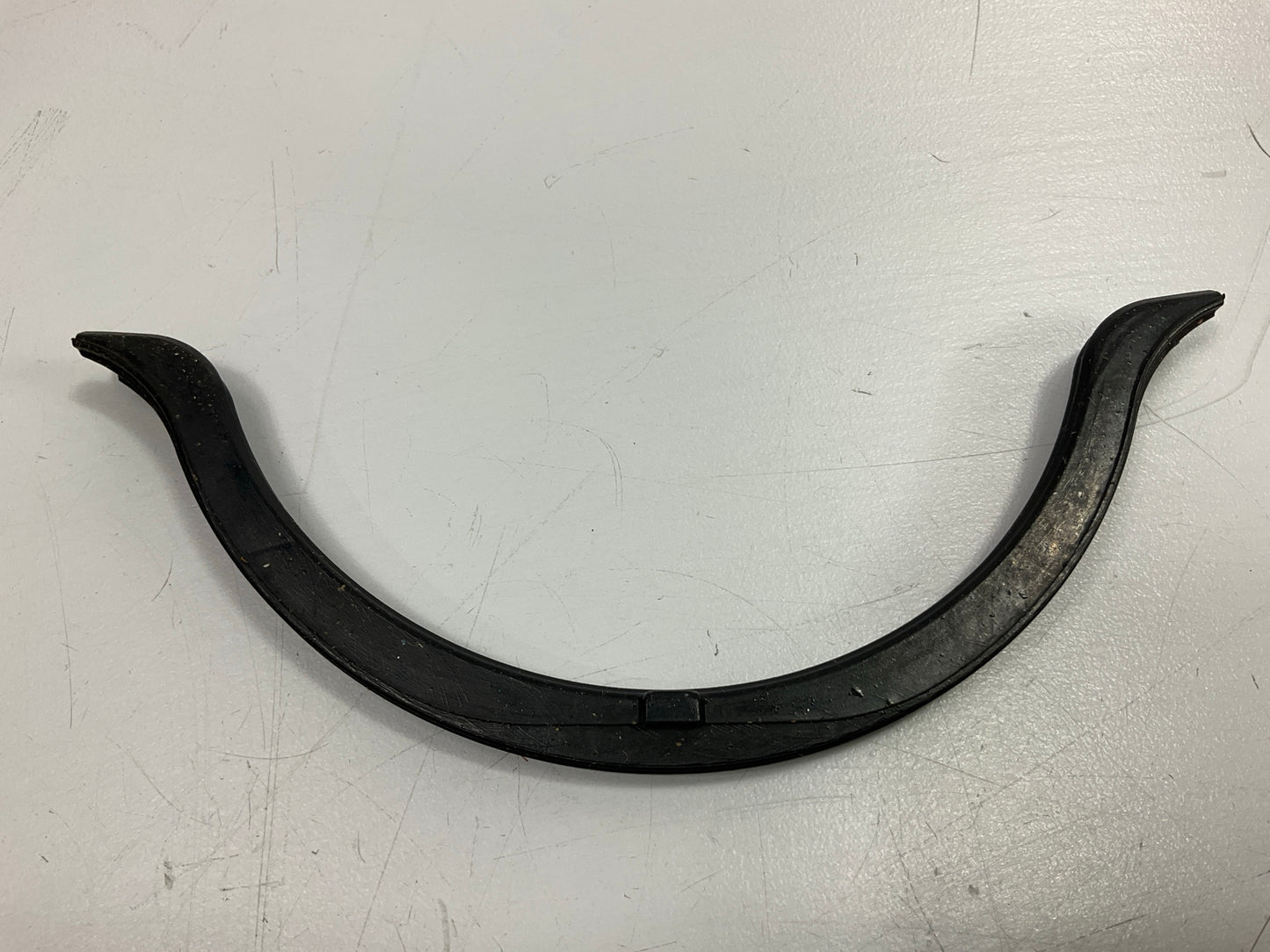 NEW - OEM Ford F1CZ-6723-A Engine Oil Pan End Seal 1991-1996 Escort 1.8L-L4