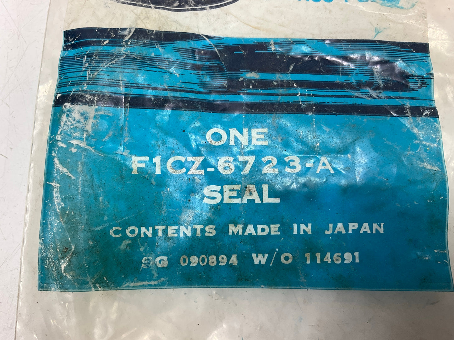 NEW - OEM Ford F1CZ-6723-A Engine Oil Pan End Seal 1991-1996 Escort 1.8L-L4
