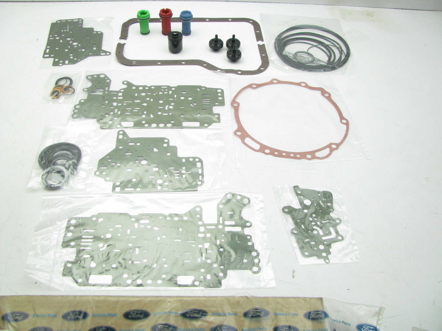 NEW - OEM Ford F1CZ-7153-A Automatic Transmission Gasket & Seal Kit 1991-96 4EAT