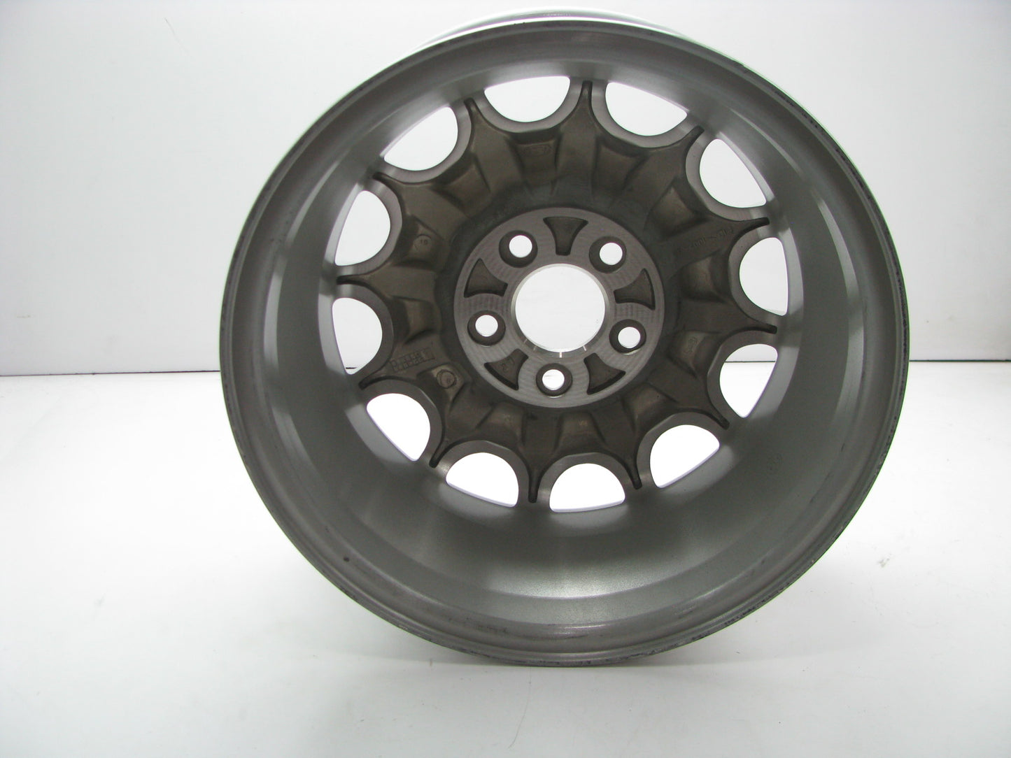 NEW - OEM Ford F1DZ-1007-A 15'' Painted Aluminum Wheel For 1992-1994 Taurus Sable