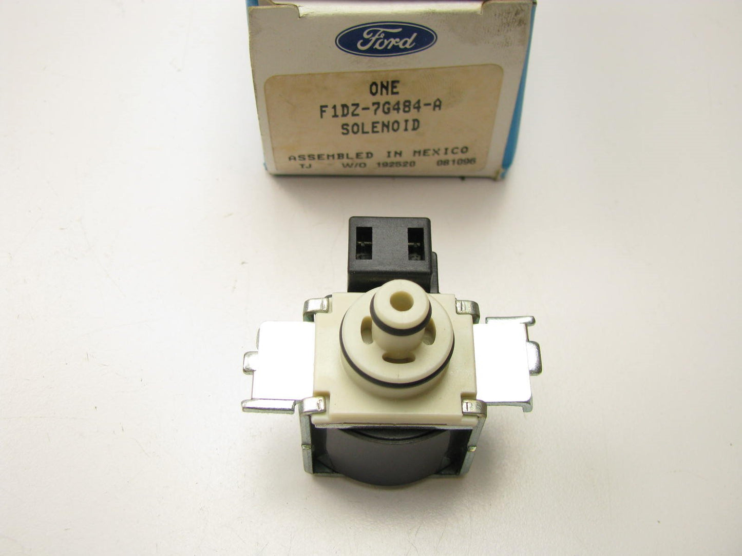New OEM 91-95 Ford F1DZ-7G484-A Auto Trans Lock-up Control TCC Solenoid