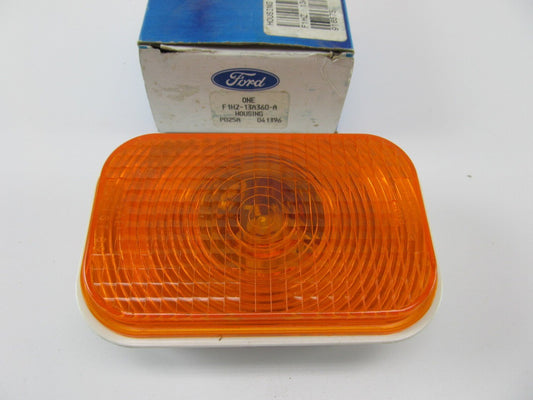 1991-96 FORD LL900 LLS900 Truck Turn Signal Indicator Lamp Housing F1HZ-13A360-A