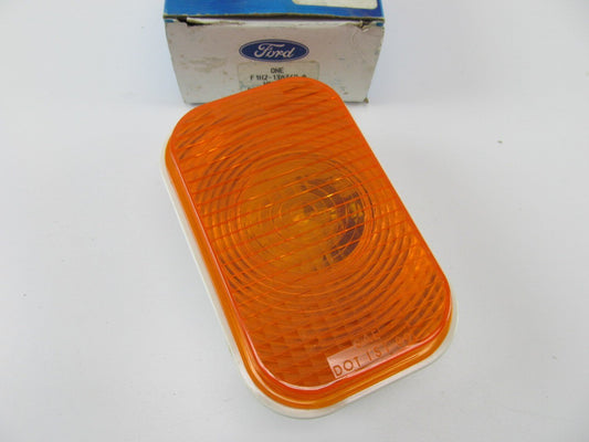 1991-96 FORD LL900 LLS900 Truck Turn Signal Indicator Lamp Housing F1HZ-13A360-A