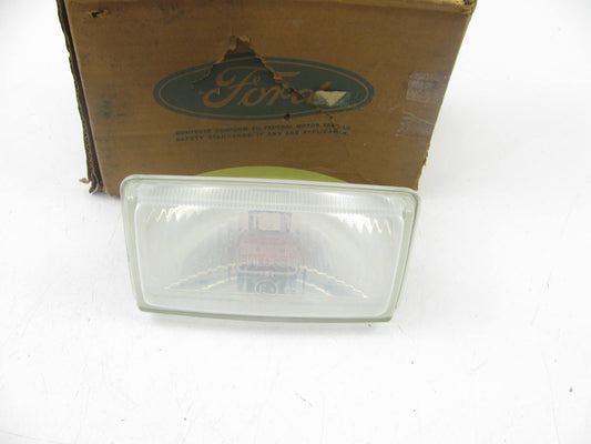 NEW - OEM Ford F1HZ-15L203-A Driving Light Lamp For 1991-1997 L-Series 800/900