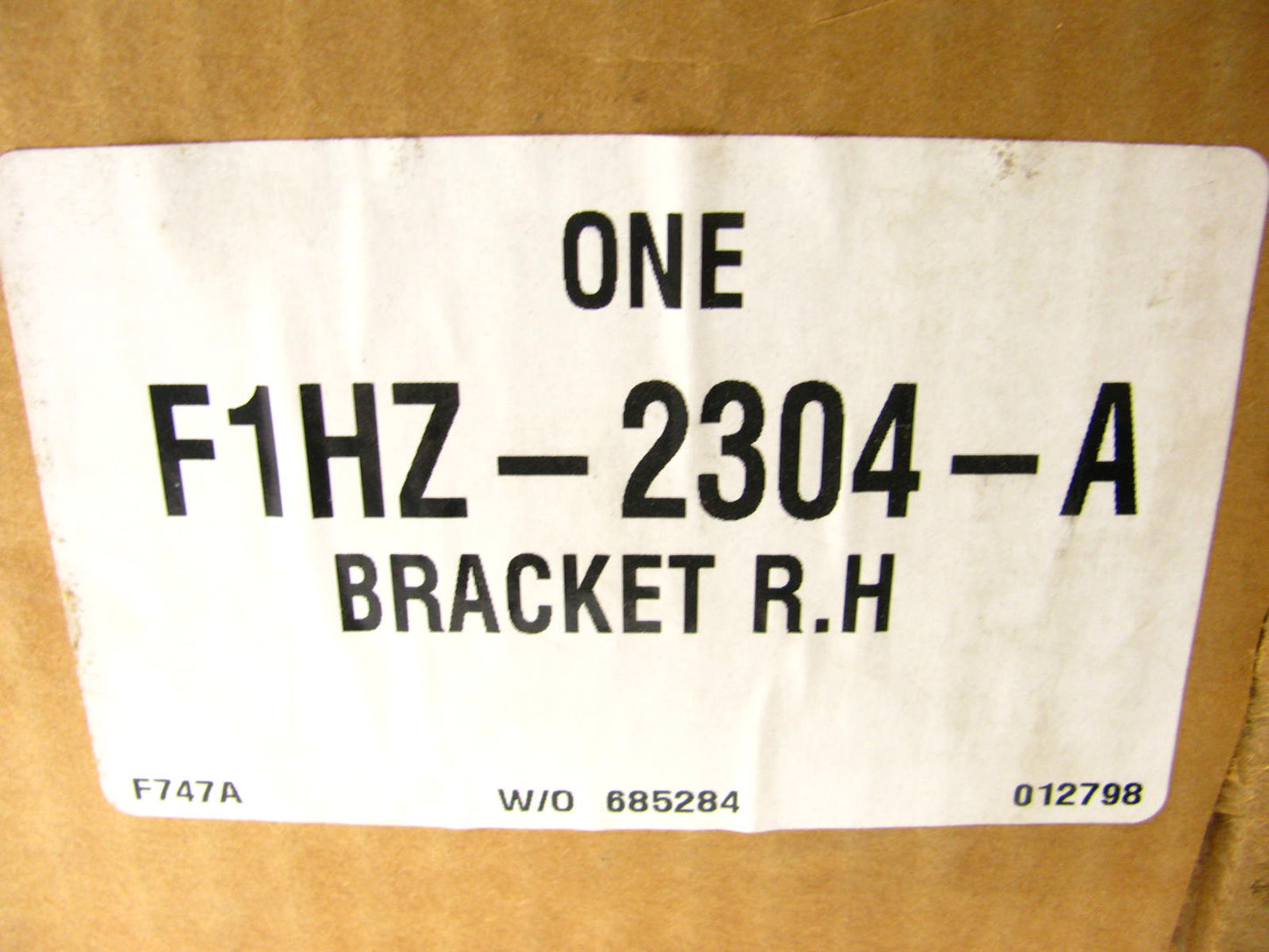 NEW - OEM Ford F1HZ-2304-A Front Right Brake Camshaft Bracket - FITMENT UNKNOWN