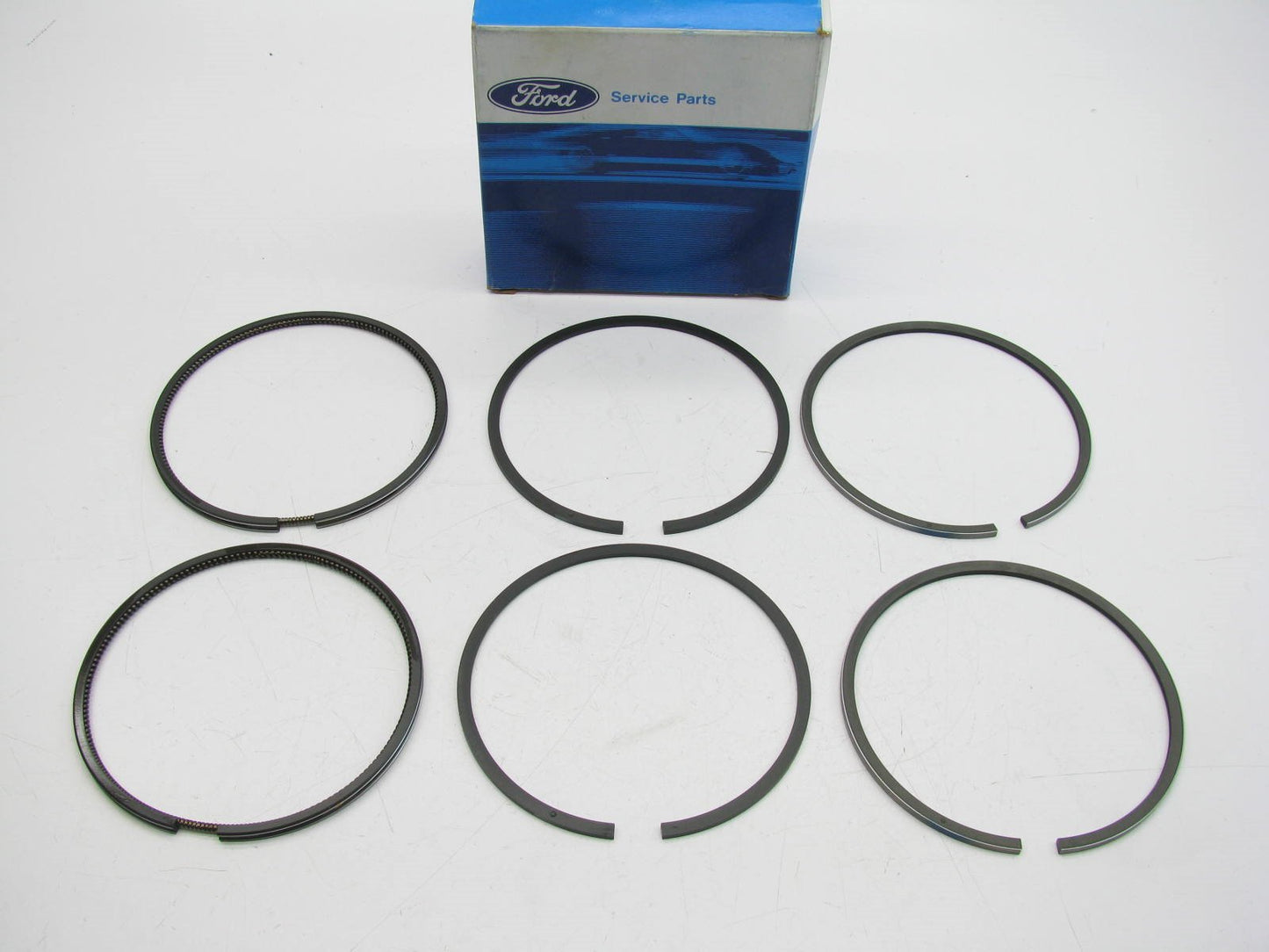 DOES (2) PISTONS ONLY OEM Ford F1HZ-6148-BA Piston Rings 020 OVERSIZE 1991 TRUCK
