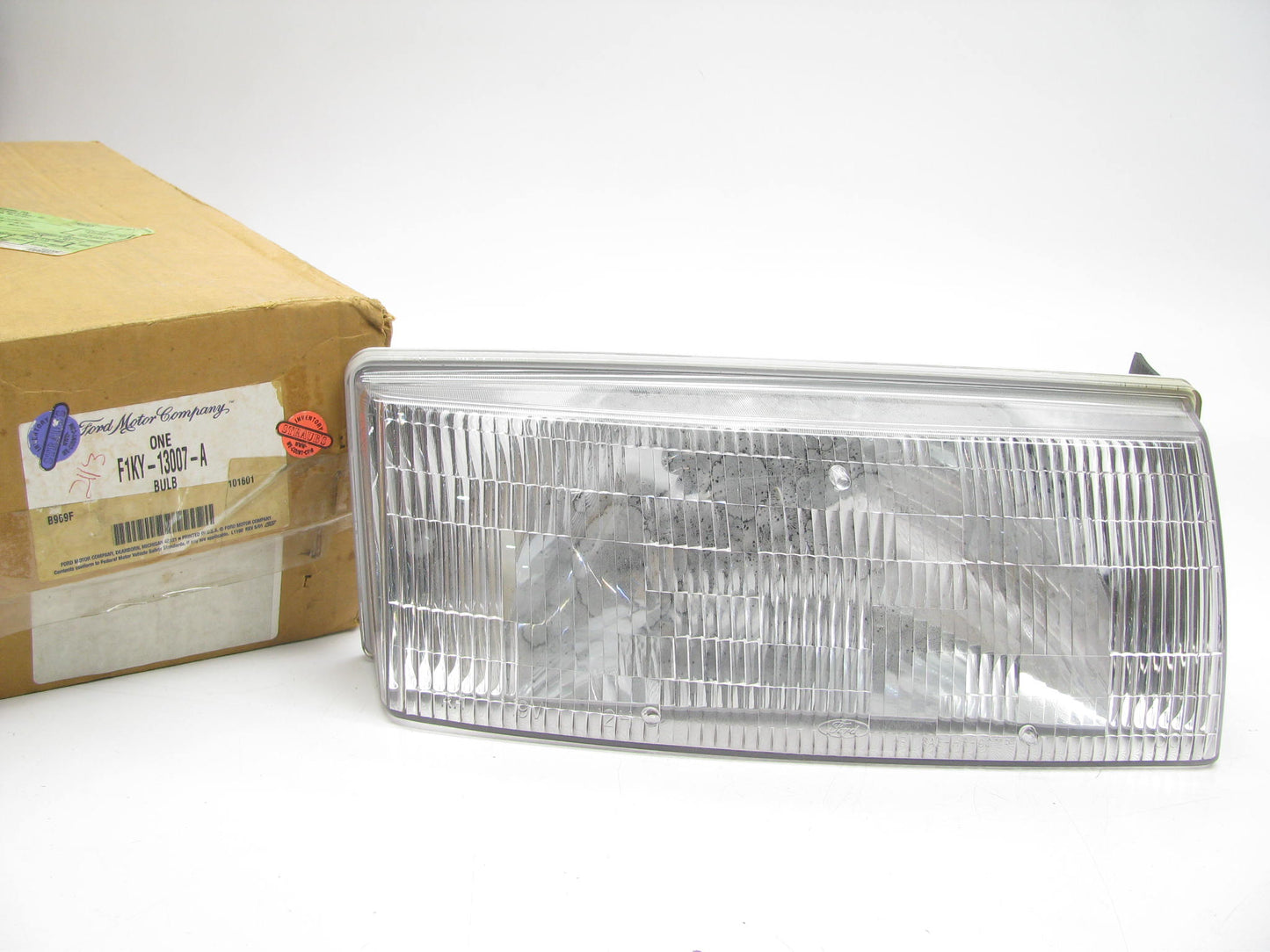 NOS GENUINE OEM Ford F1KY-13007-A Right R.H. Headlight Headlamp For 91-96 Tracer