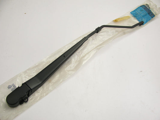 NEW GENUINE OEM Ford F1OY-17526-A Right Passengers Side Windshield Wiper Arm