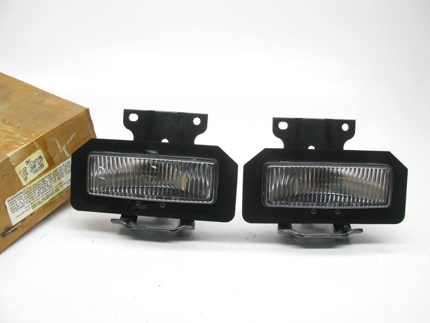 NEW - OEM Ford F1SZ-15200-NL Front Fog Light Lamp Kit For 1989-1991 Thunderbird
