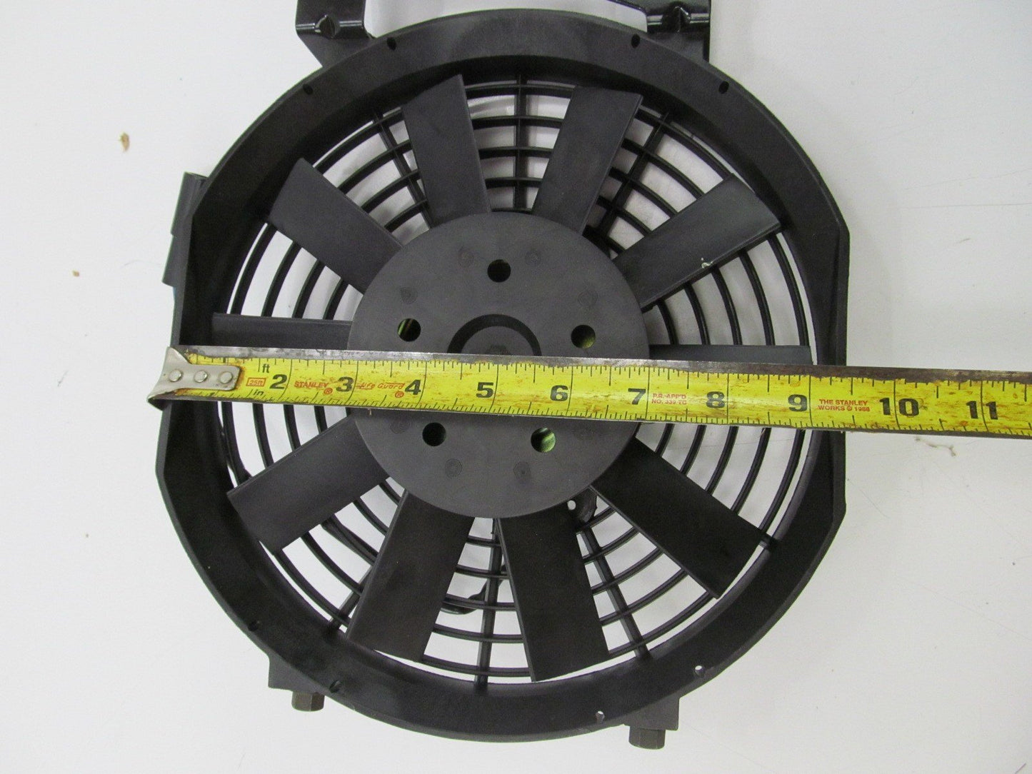 NEW GENUINE OEM Ford F1TZ-19E736-A Electric Cooling Fan 9.5''x10'' UNIVERSAL
