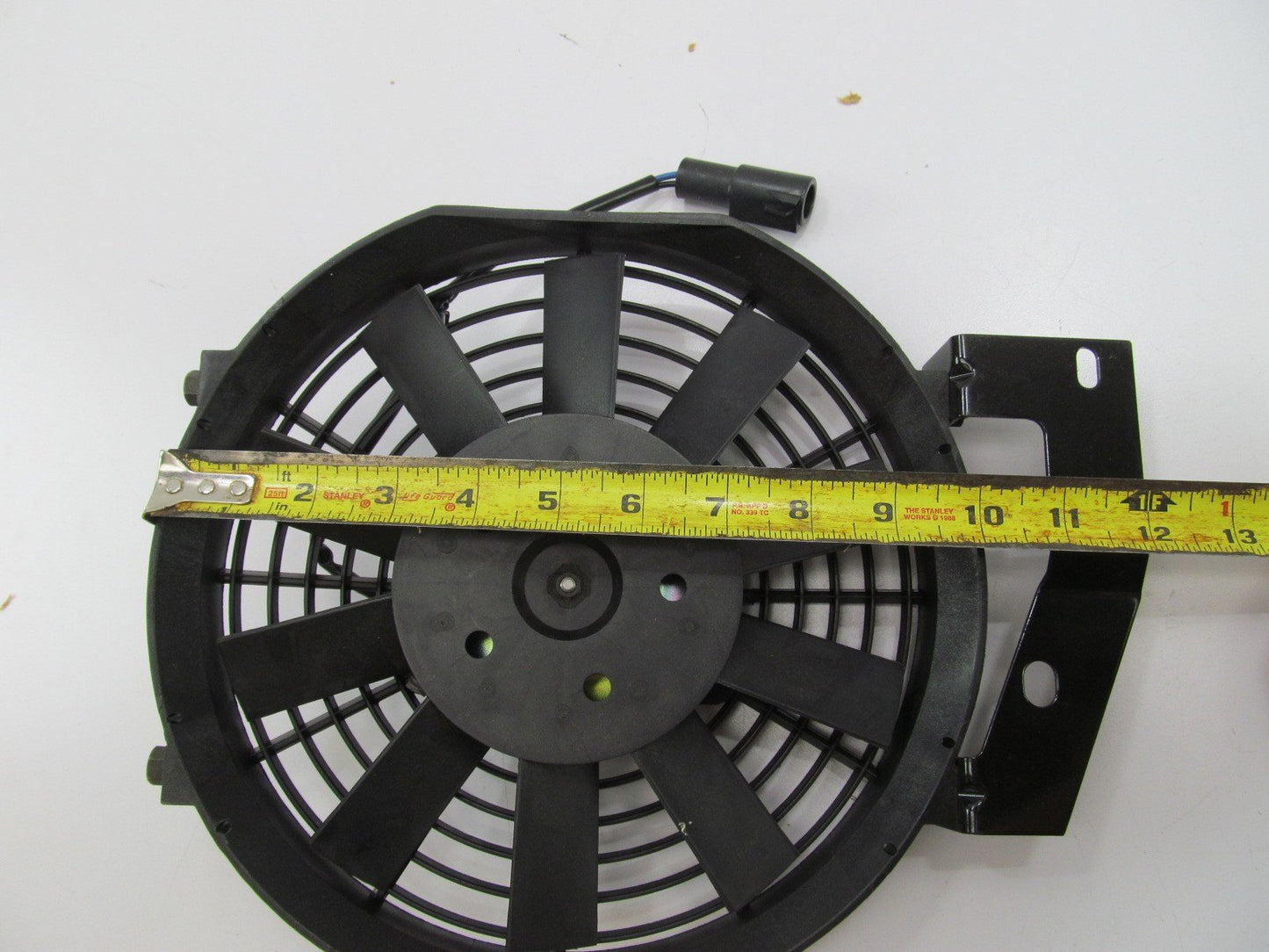 NEW GENUINE OEM Ford F1TZ-19E736-A Electric Cooling Fan 9.5''x10'' UNIVERSAL