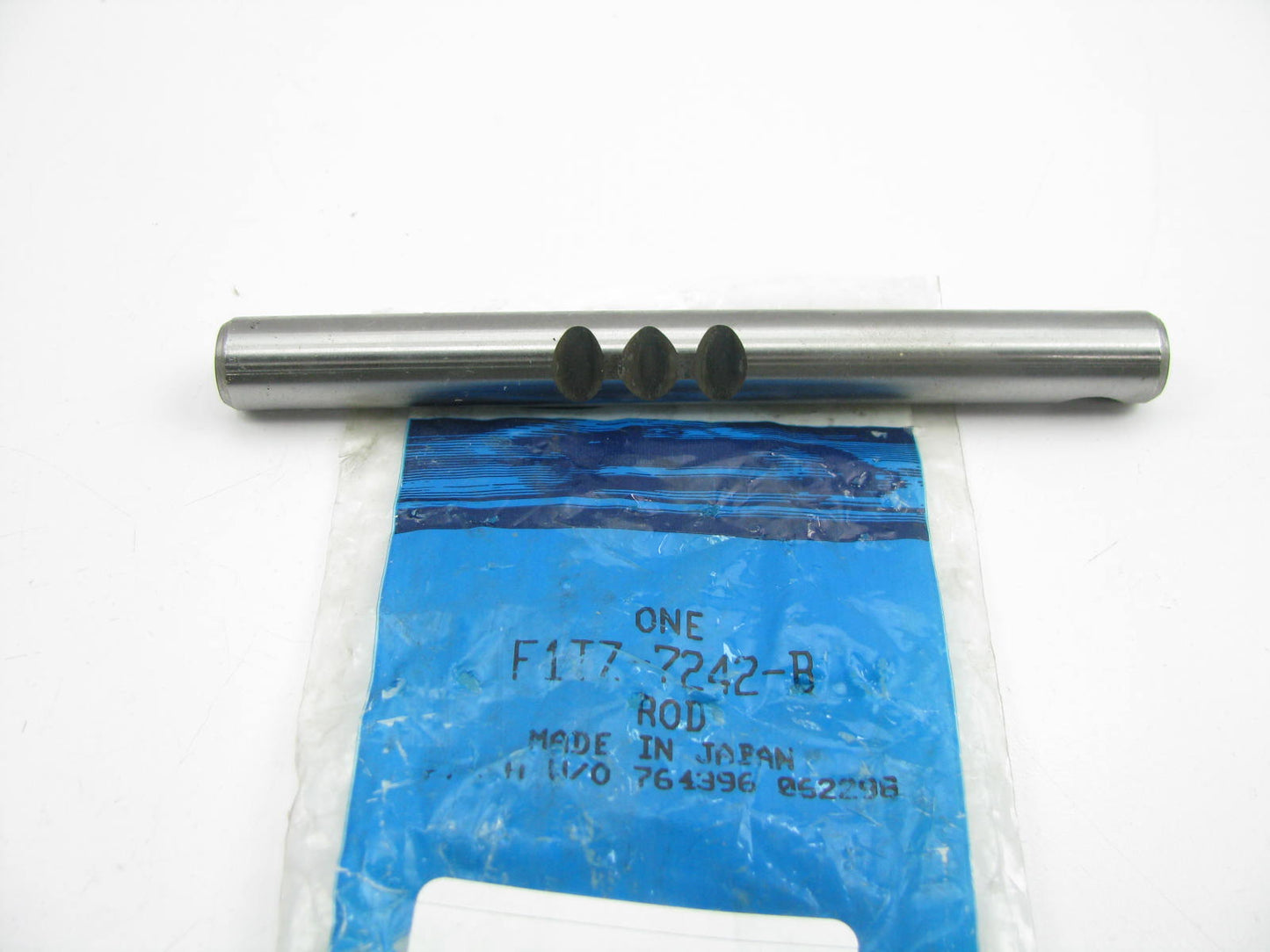 New Genuine OEM Ford F1TZ-7242-B Gear Change Rod For 2005-2008 F-150 M5R2