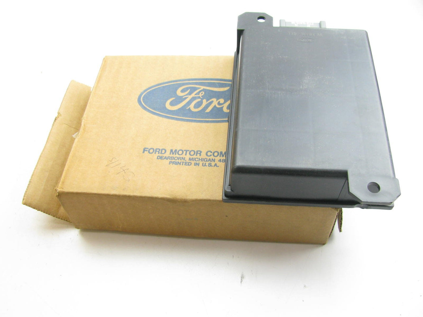 NEW GENUINE - OEM Ford F29Z-2C018-A ABS Control Module