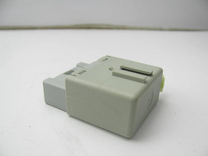 NEW - OEM Ford F29Z-6C625-A Low Oil Indicator Light Relay 1992 Aerostar