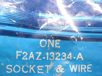NOS OEM Ford Front Side Marker Light Bulb Socket Wire Harness F2AZ-13234-A