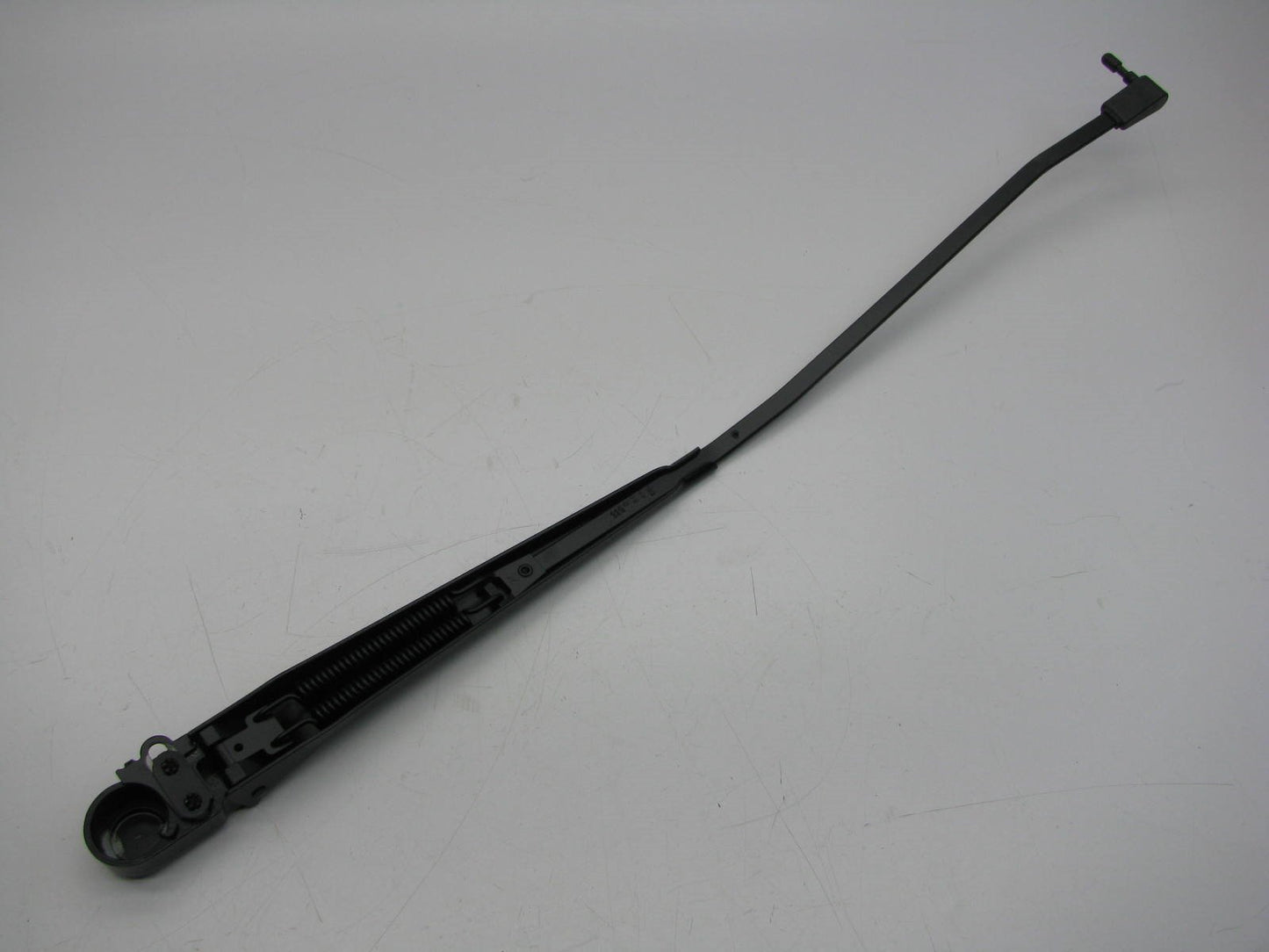 NEW - OEM Ford F2AZ-17527-A Wiper Arm - Left 1992 Crown Victoria, Grand Marquis