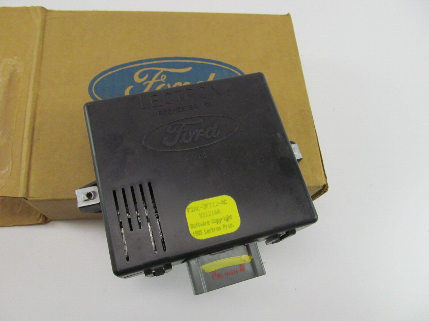 NEW GENUINE OEM 92-94 Ford Crown Vic Power Steering Control Module F2AC-3F712-AC
