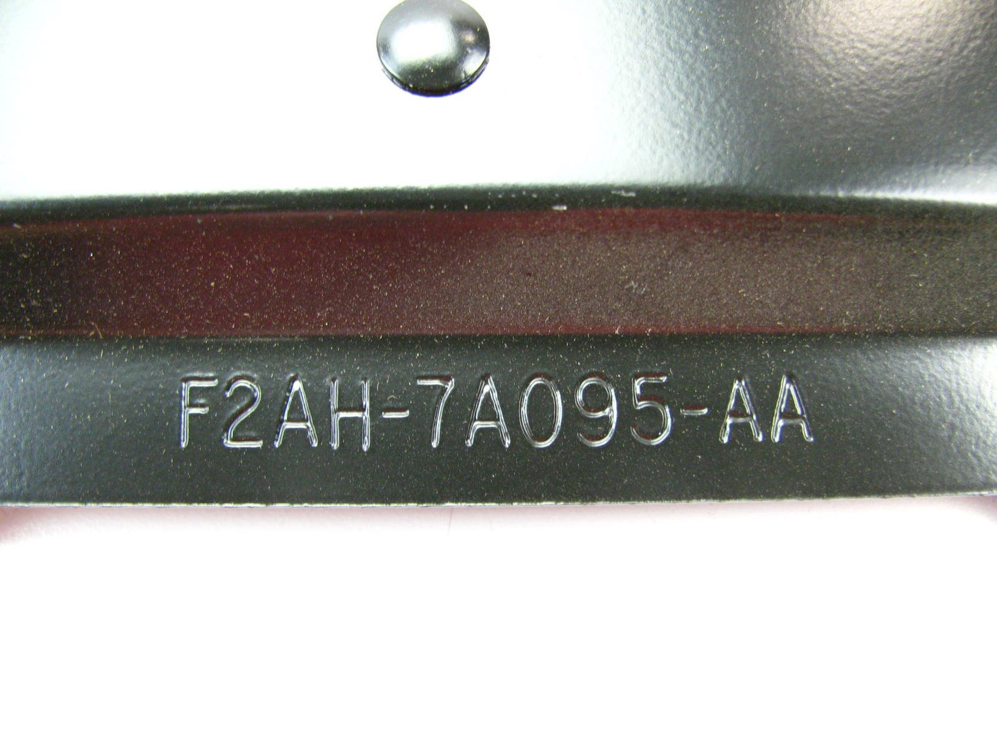 UNIVERSAL OEM Ford F2AZ-7A095-A Slim Oil Cooler: 11''x3''x 3/4'' Thick