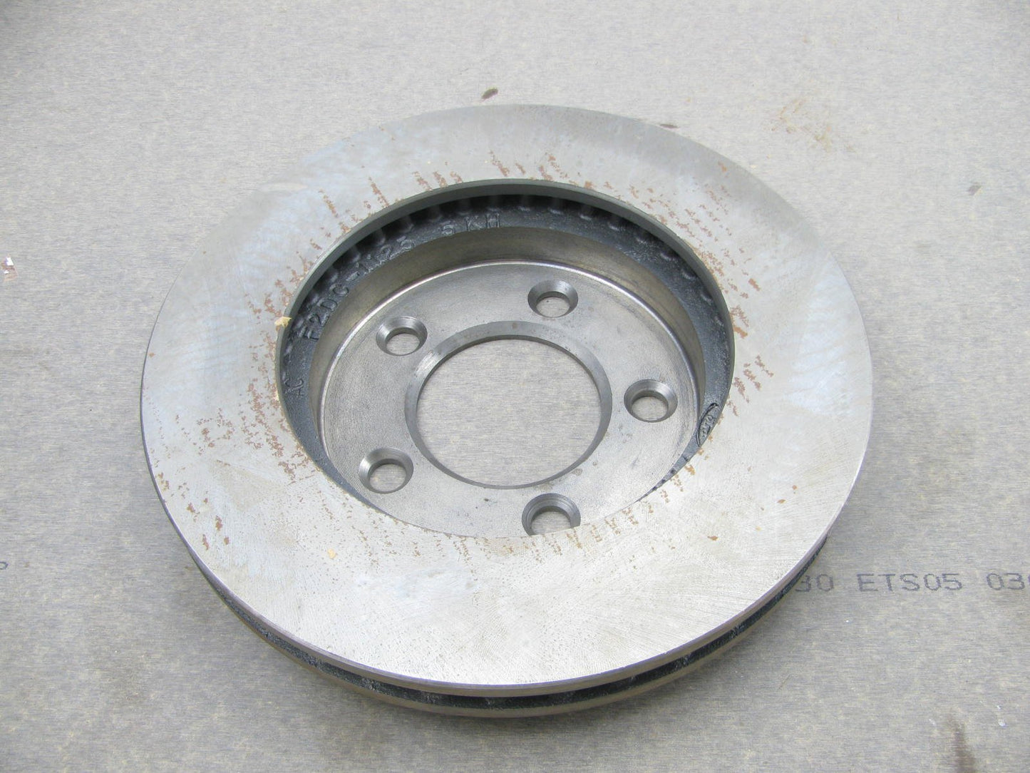 New OEM Genuine Ford F2DZ-1125-A Front Disc Brake Rotor Minor Surface Rust