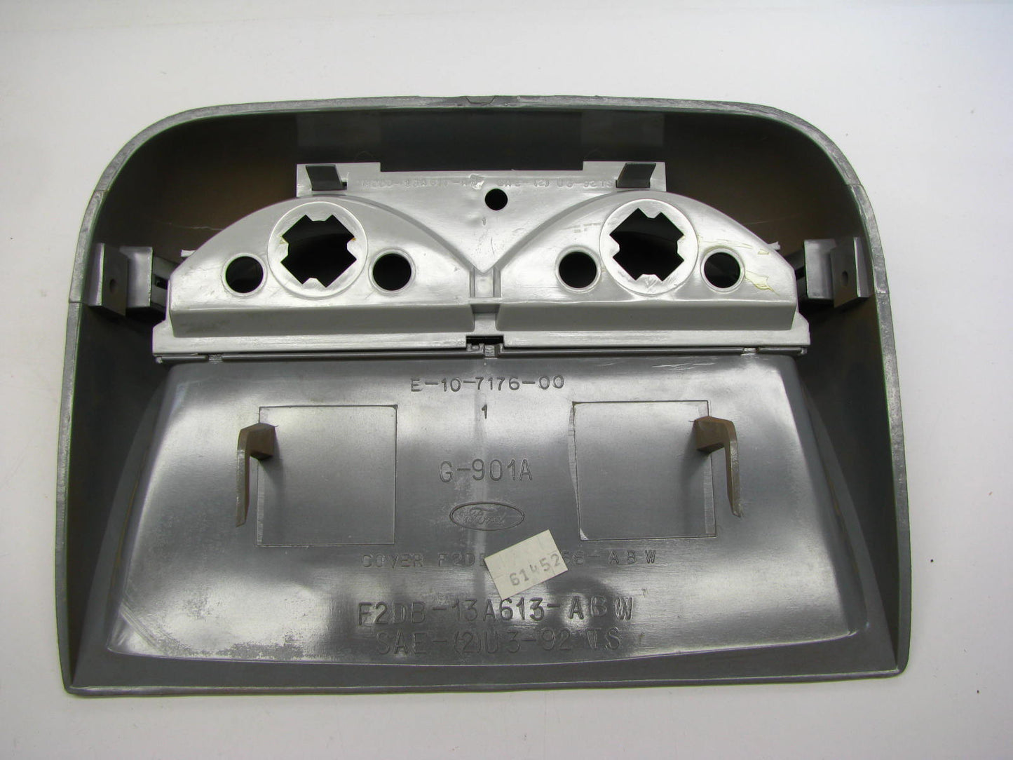 NEW - OEM Ford F2DZ-13A613-A High Mount Tail Light Lamp 1992-1993 Taurus Sedan