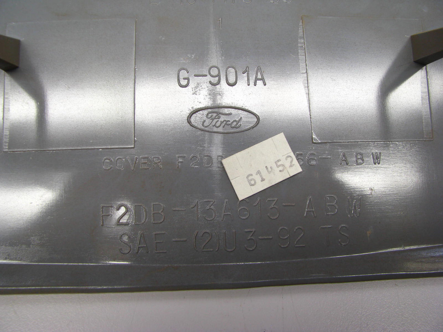 NEW - OEM Ford F2DZ-13A613-A High Mount Tail Light Lamp 1992-1993 Taurus Sedan