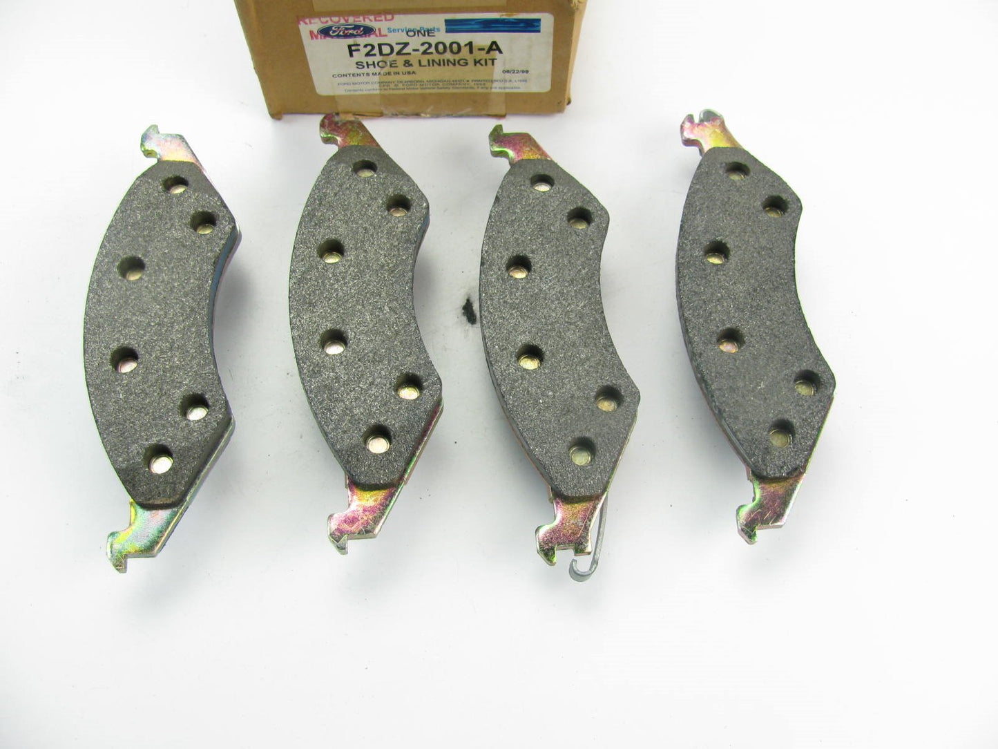 NEW OEM Ford F2DZ-2001-A FRONT Brake Pads 86-93 Taurus, Sable, 88-92 Continental