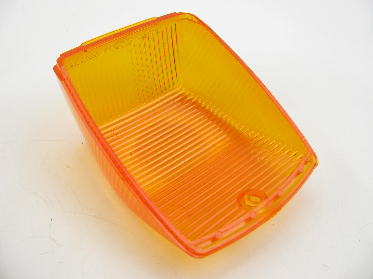 NEW - OEM Ford F2HZ-15442-A Amber Roof Marker Lamp Lens 1993-1997 CF600/800