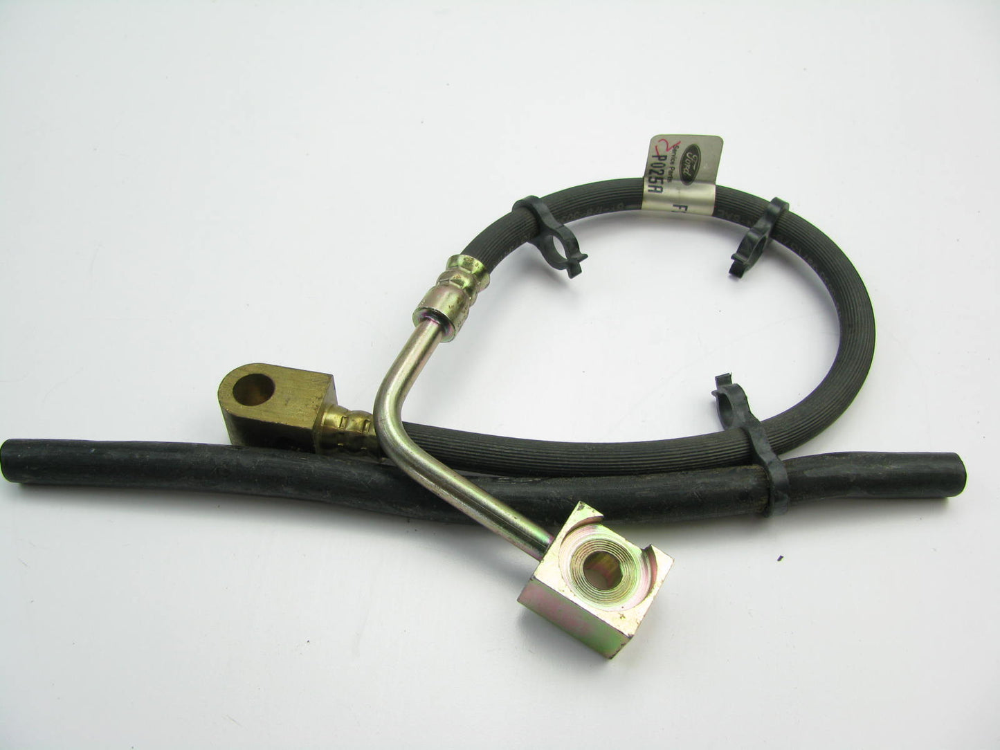 NEW  OEM Ford F2TZ-2282-A REAR CENTER Brake Hose 92-96 Ford F Super Duty