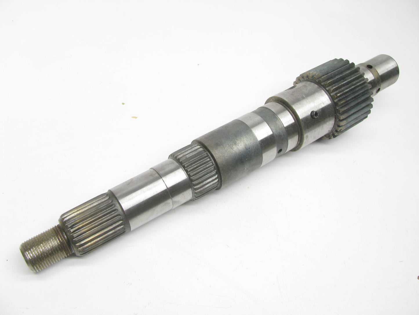 NEW - OEM Ford F2TZ-7061-A Automatic Transmission Rear Output Shaft 1992-94 A4LD