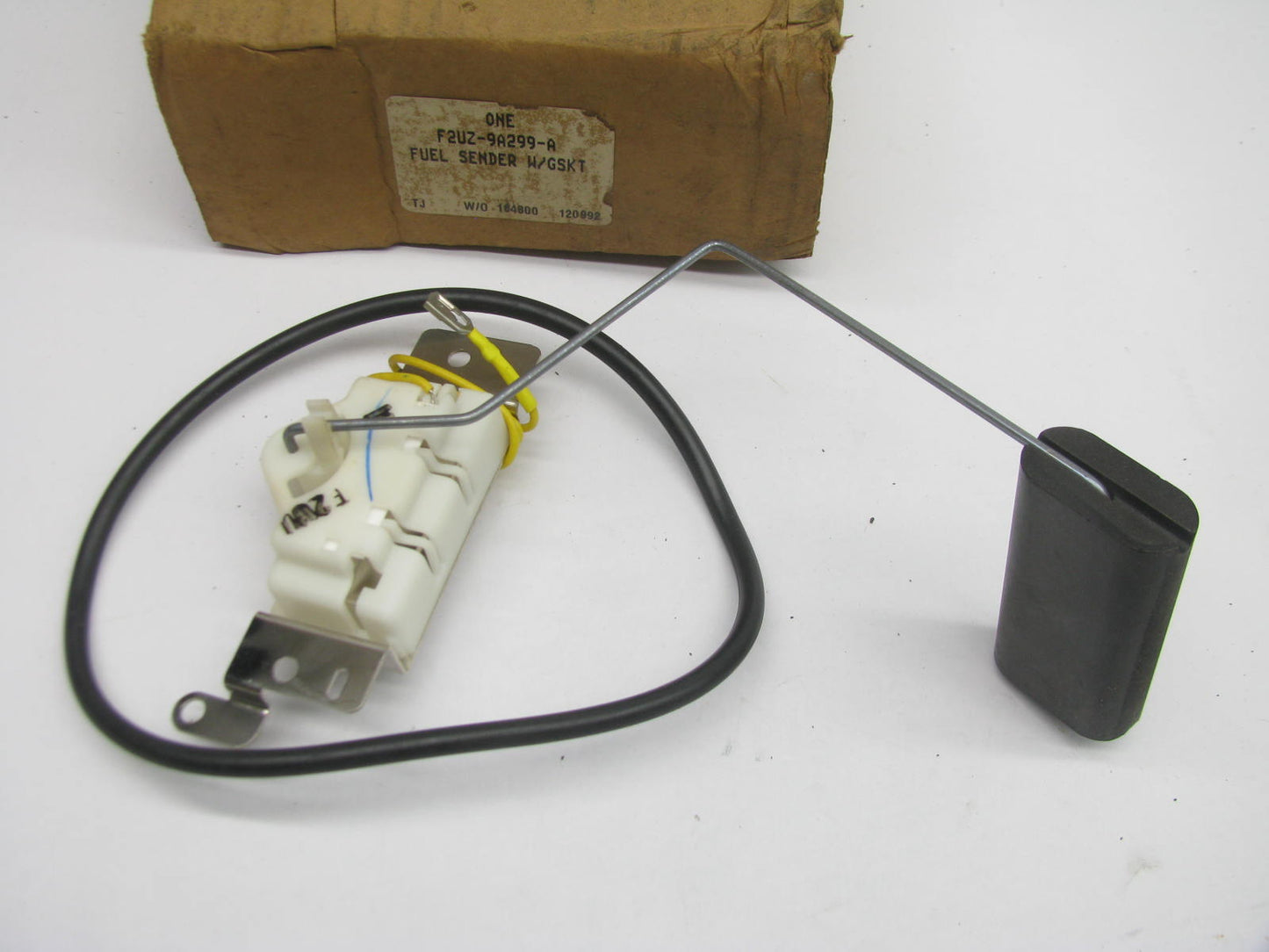 NEW - OEM Ford F2UZ-9A299-A Fuel Level Sender 1992-1994 E-150 E-250 E-350