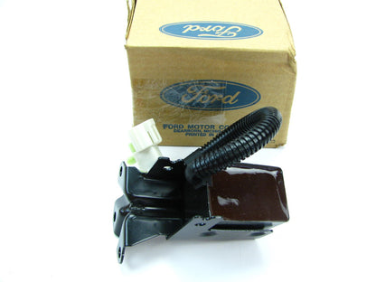NEW GENUINE OEM Ford F2VY-14B004-A Front Crash Sensor 1992-1994 Town Car