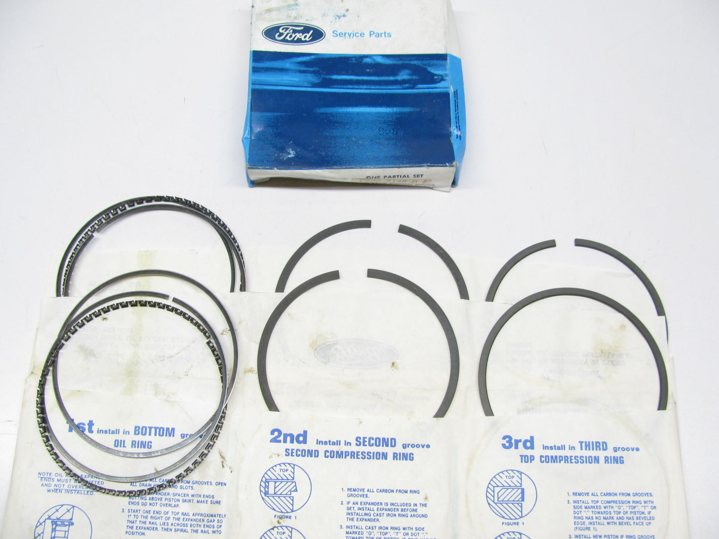DOES 2 PISTONS - Ford F2ZZ-6148-D Partial Piston Rings .040'' 1986-2001 302 5.0L
