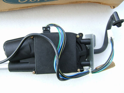 NEW - OEM Ford F32Z-18850-A Power Antenna Assembly For 1993-1997 Probe