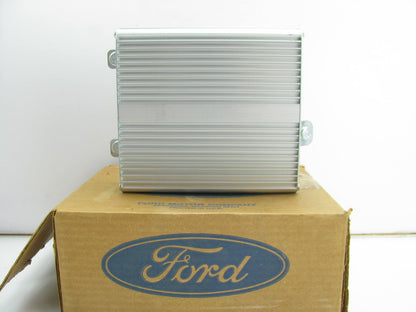 NOS OEM Ford F32Z-18B849-A Subwoofer Amplifier F32F-18C808-BC  1993-1997 Probe