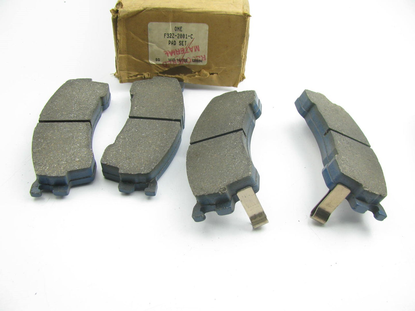 NEW GENUINE OEM Ford F32Z-2001-C Brake Pads - FRONT - 1993-1997 PROBE