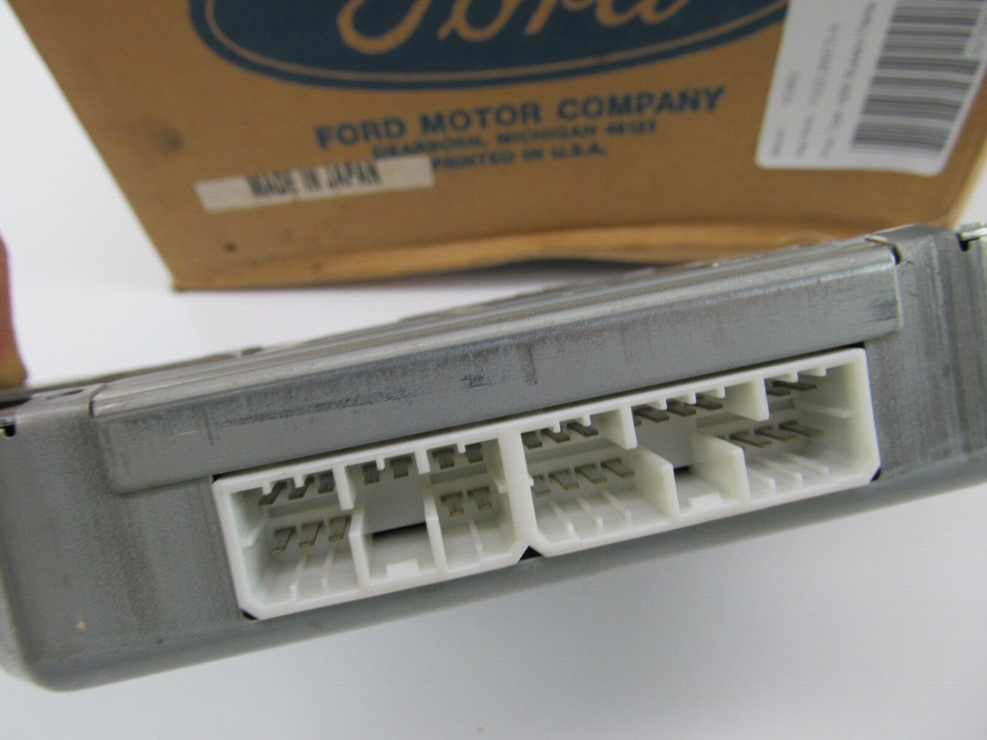 NEW - OEM Ford F32Z-2B373-A ABS Control Module - GA2A-67-650