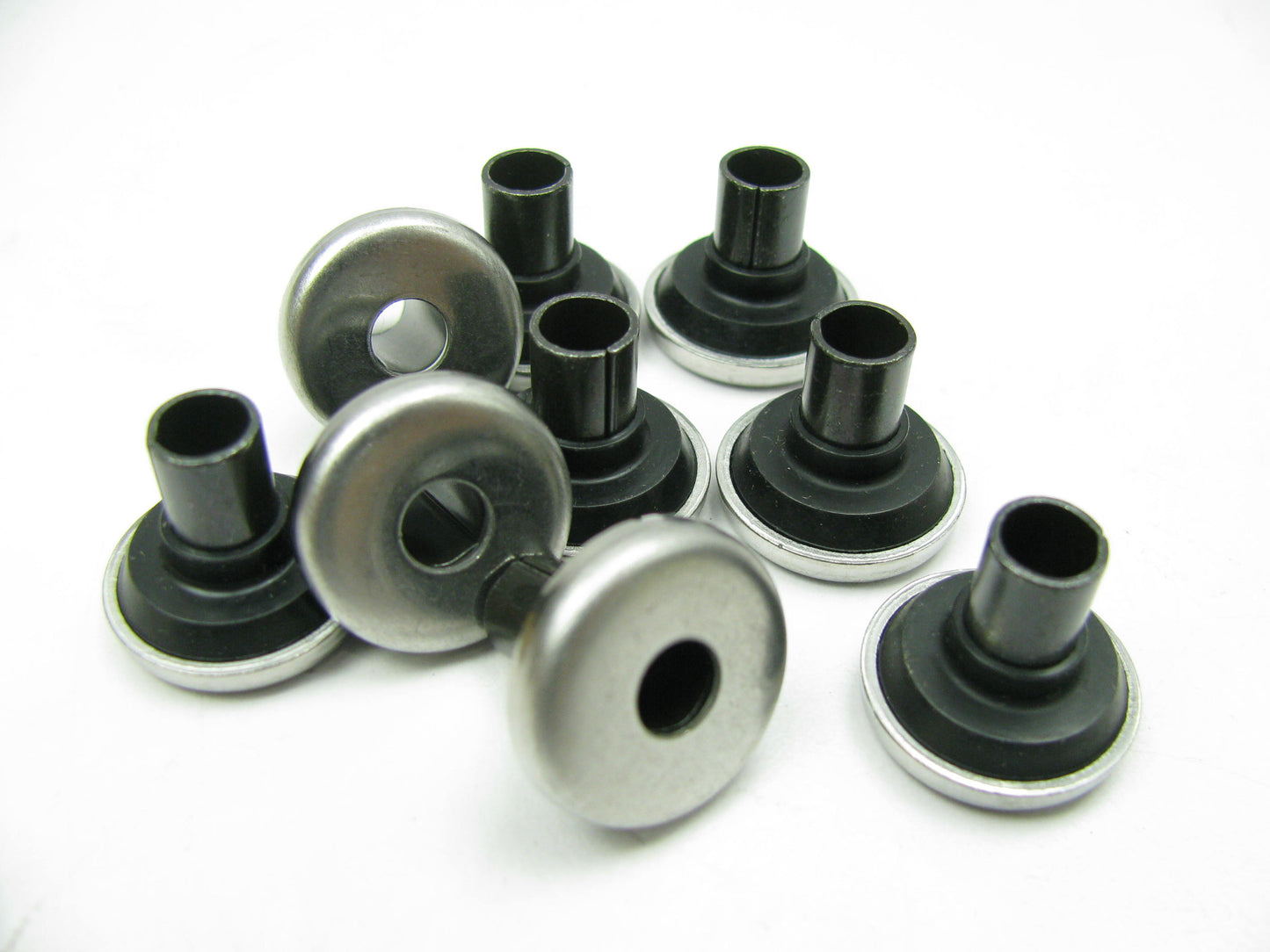 (9) NEW - OEM Ford F32Z-6570-A Engine Valve Cover Grommets 1993-1997 Probe 2.5L