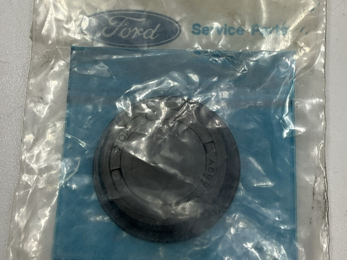 NEW - OEM Ford F32Z-6K272-A Engine Semi-Circular Camshaft Plug