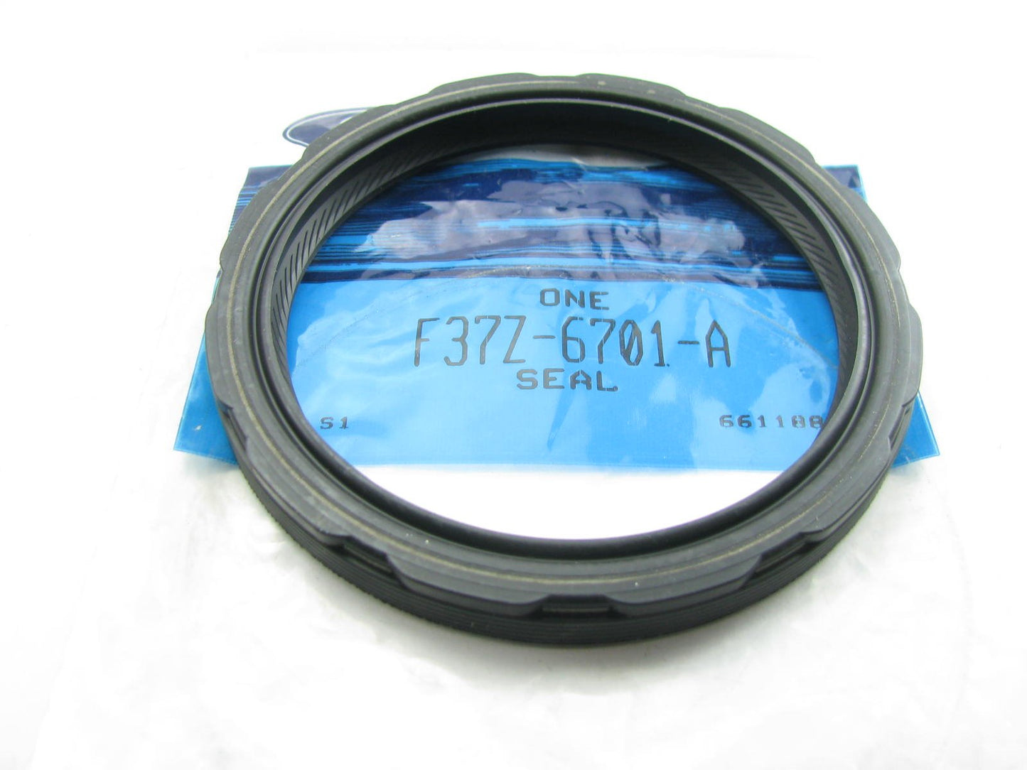NEW GENUINE OEM Ford F37Z-6701-A  Rear Engine Crankshaft Seal