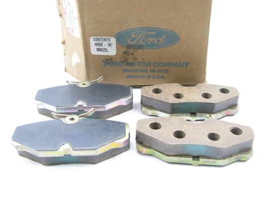 NEW GENUINE OEM Ford F3DZ-2200-A REAR Brake Pads 1993-07 Ford Taurus, Sable