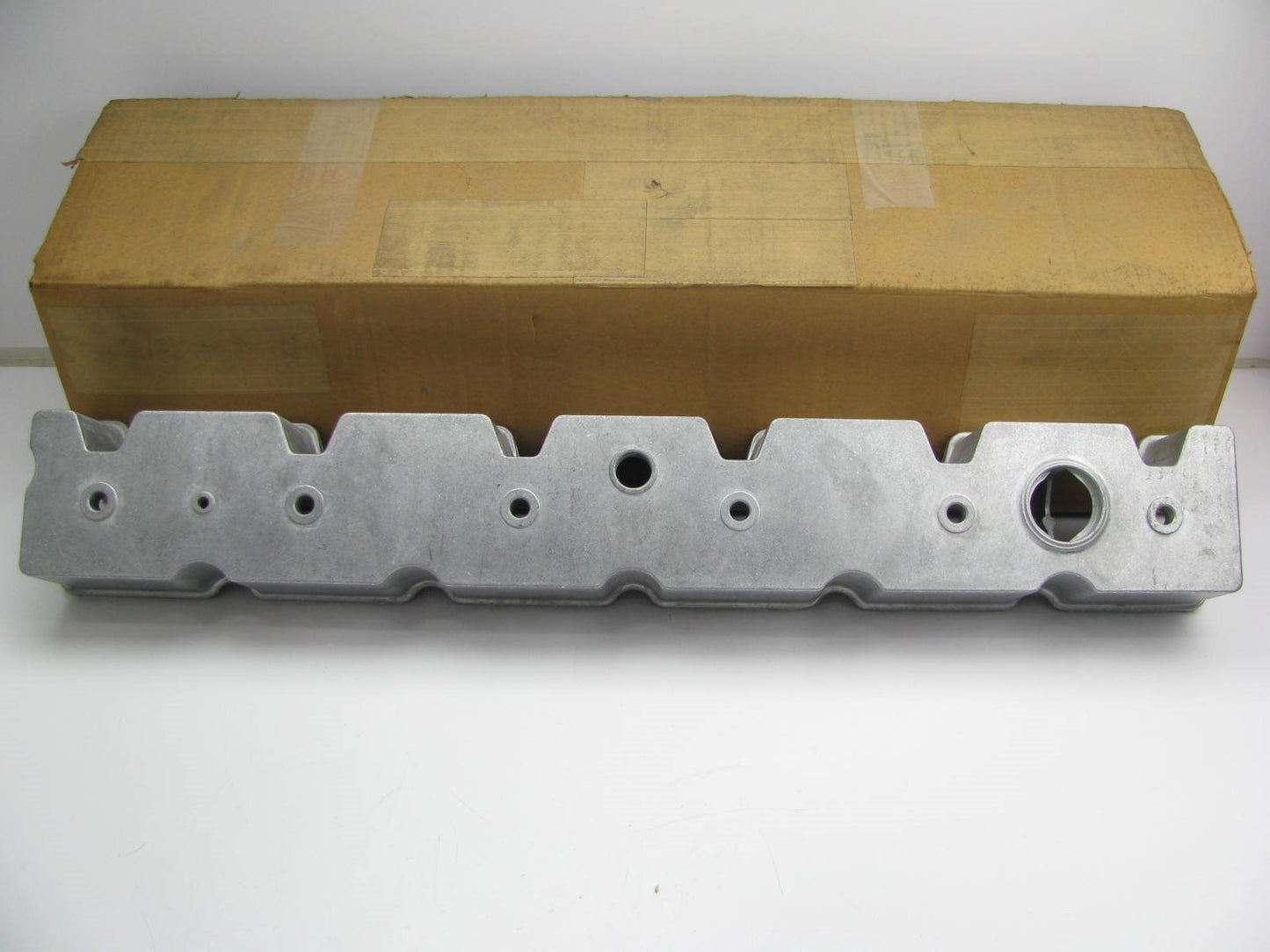 NEW - OEM Ford F3HZ-6582-B Valve Cover 1992-1998 FD1460 Cummins 8.3L Diesel