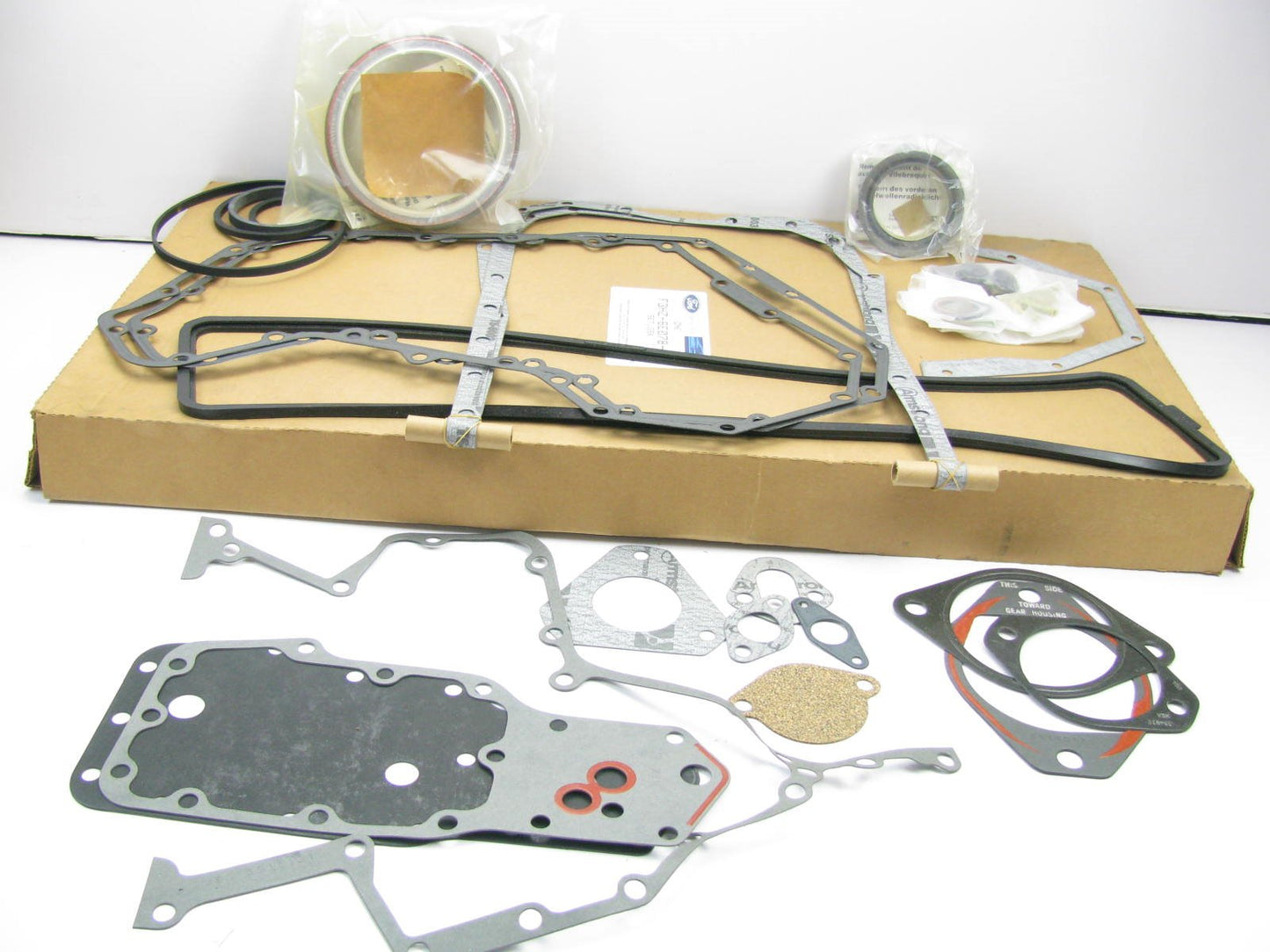 NOS OEM 1993 Ford HD Cargo LN LT Truck F3HZ-6E078-A Lower Engine Gasket Set