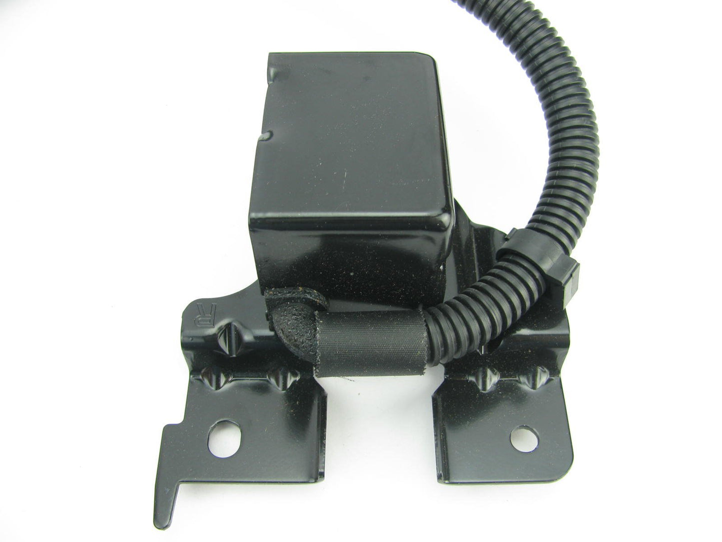 NEW OEM Ford F3LY-14B004-A SRS Crash Sensor FRONT RIGHT F3LB-14B004-AE