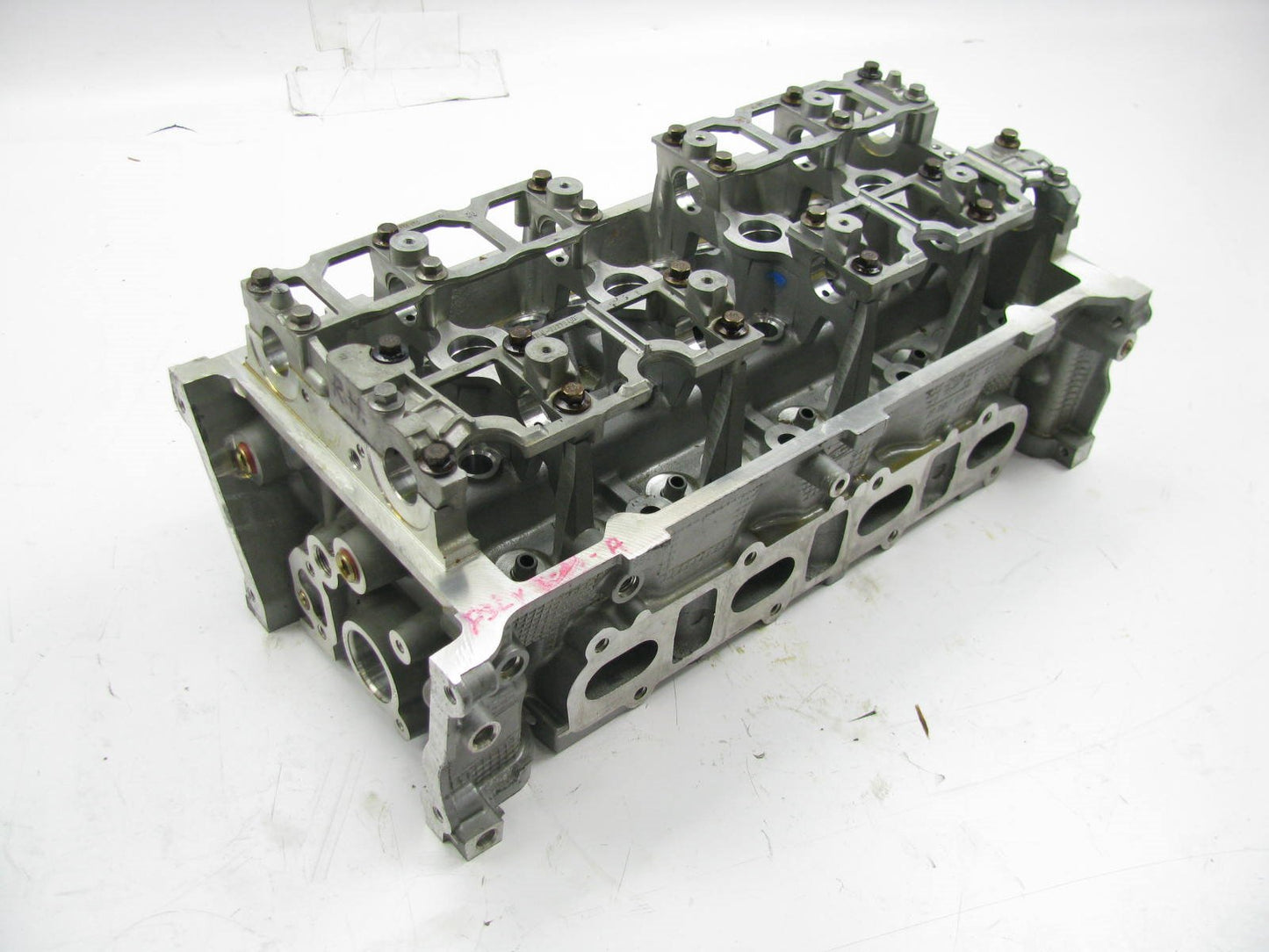 NOS - OEM Ford F3LY-6049-A Right Engine Cylinder Head 93 Lincoln Mark VIII 4.6L