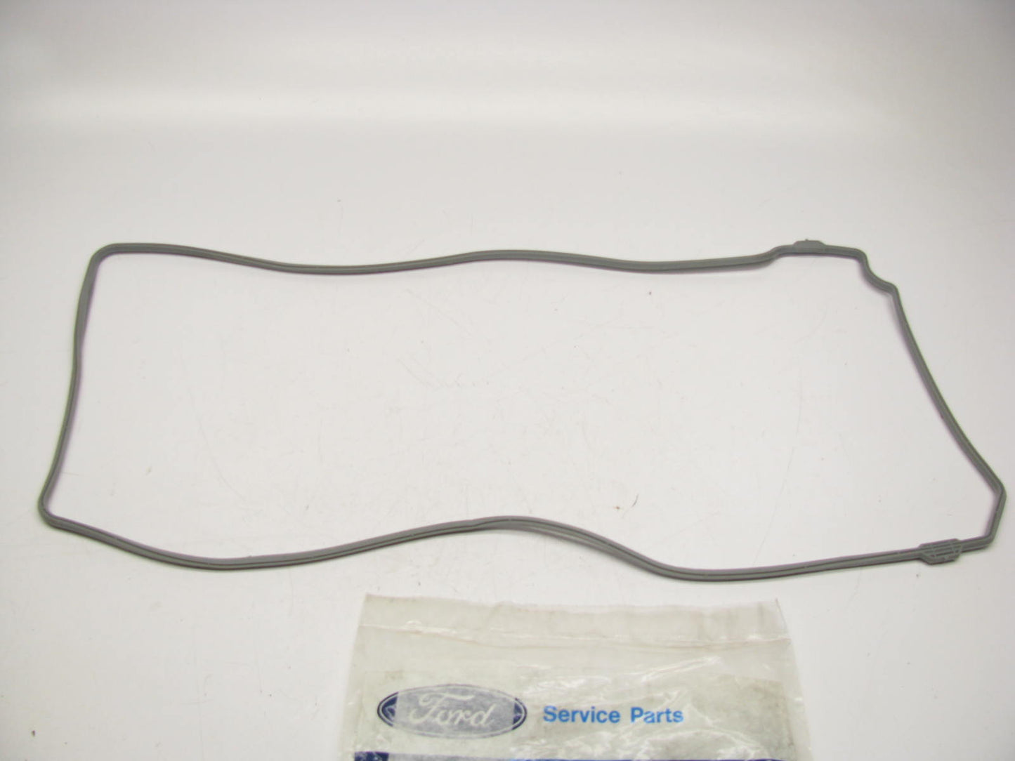Genuine OEM Ford F3LY-6584-A Single Valve Cover Gasket - WITHOUT GROMMETS