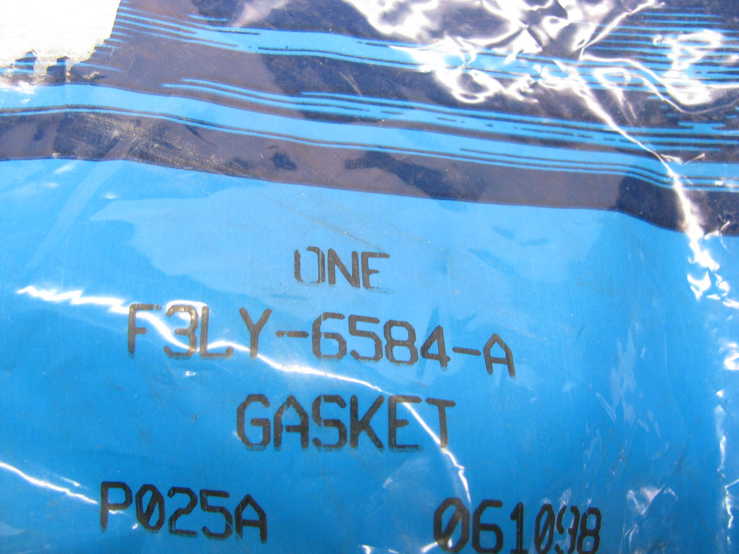 Genuine OEM Ford F3LY-6584-A Single Valve Cover Gasket - WITHOUT GROMMETS