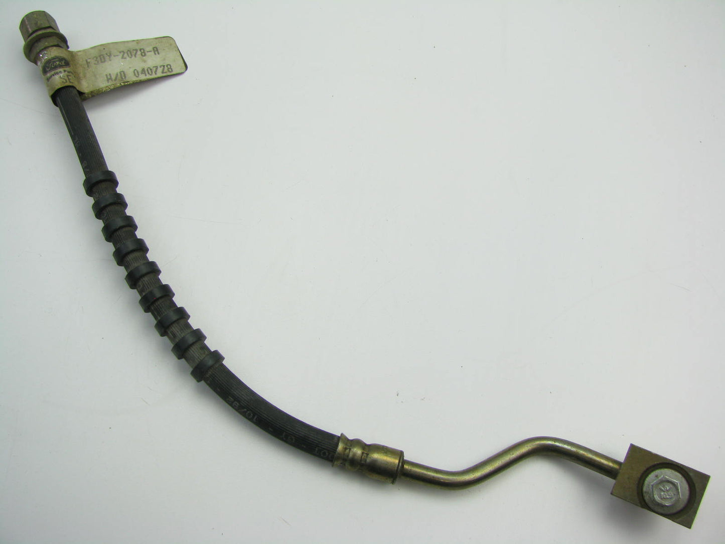 NEW - OEM Ford F3OY-2078-A Front Right Brake Hose 1993-1994 Lincoln Continental