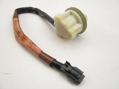 NEW - OEM Ford F3SZ-15A442-A Front Corner Lamp Light Bulb Socket & Harness