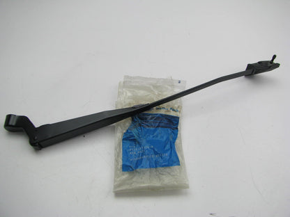 F3TZ-17526-B OEM Ford Rear Wiper Arm for Ford Explorer 1991-1997