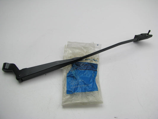 F3TZ-17526-B OEM Ford Rear Wiper Arm for Ford Explorer 1991-1997